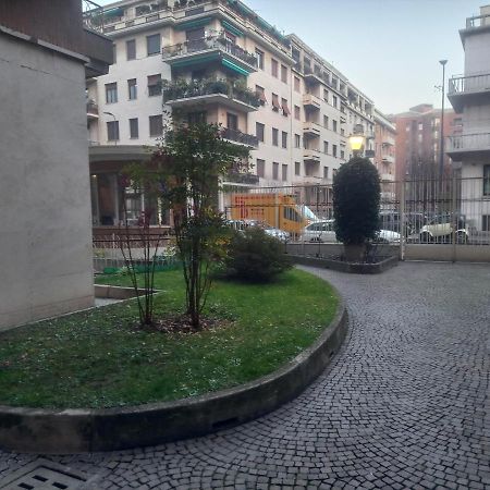 Bilocale 7 Piano Balcone Vista Skyline Apartment Milano Ngoại thất bức ảnh