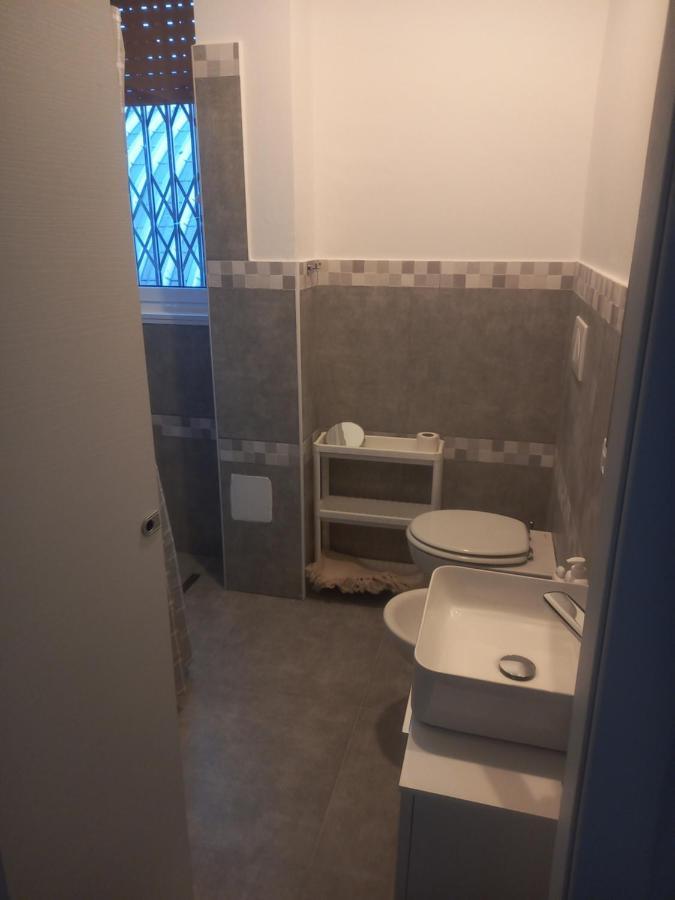 Bilocale 7 Piano Balcone Vista Skyline Apartment Milano Ngoại thất bức ảnh